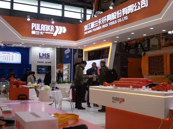 Bauma China 2024 pidettiin Shanghain uudessa kansainvälisessä Expo-keskuksessa 26.-29. Marraskuuta